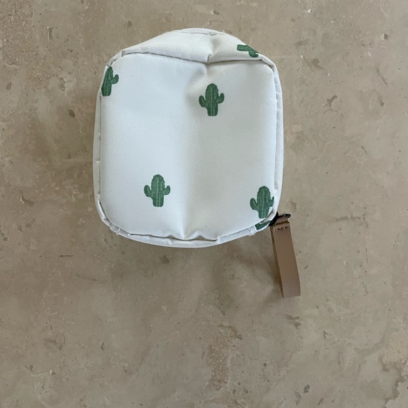 Small travel jewelry case / makeup bag with cactus print - Picture 3 of 6